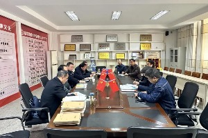 裕安区教体局领导莅临振华高级中学检查指导...